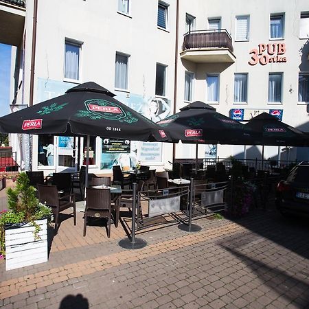 Pokoje Goscinne 30Stka Leczna ภายนอก รูปภาพ